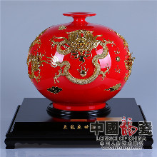 中國(guó)龍瓷·集瑞相映：匠心獨(dú)運(yùn)的陶瓷藝術(shù)珍品